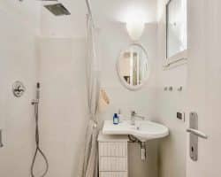 APPARTAMENTO- VENDITA- FORTE DEI MARMI-BAGNO