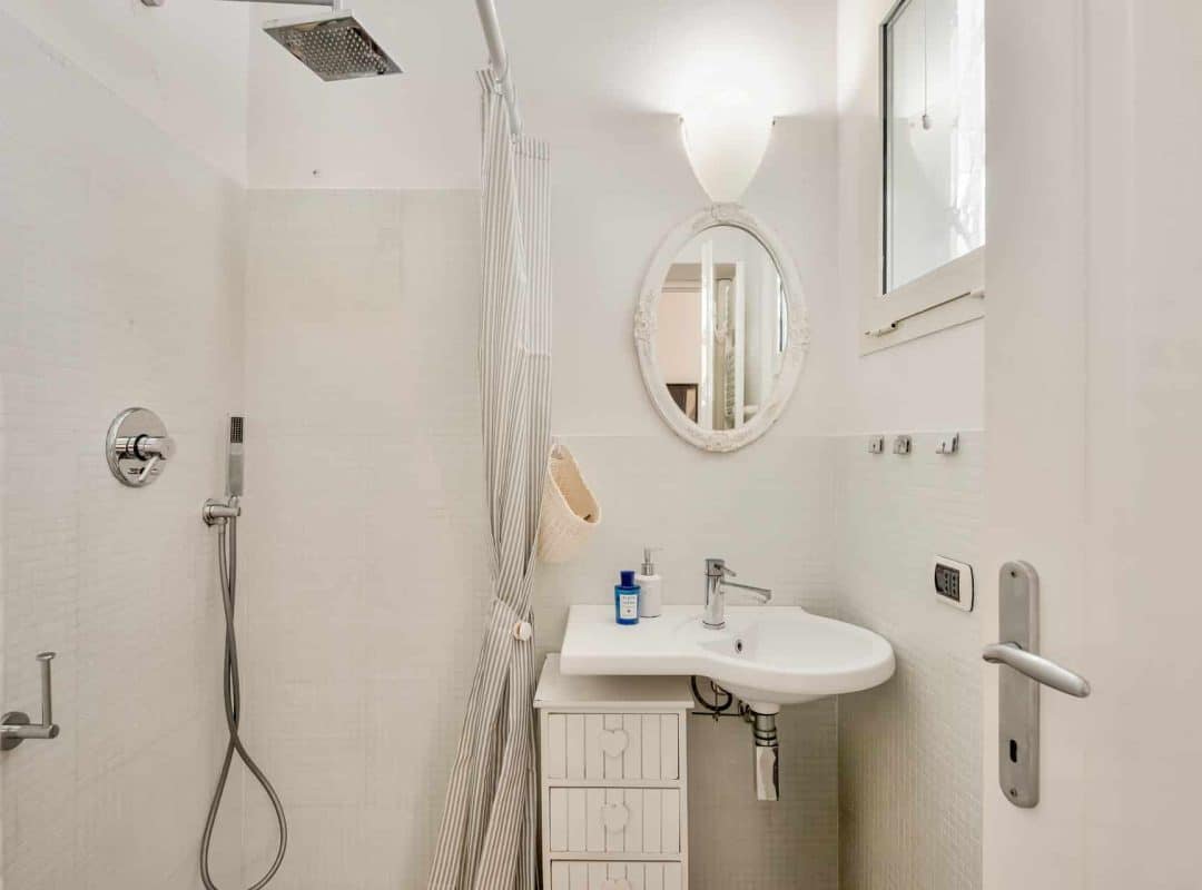 APPARTAMENTO- VENDITA- FORTE DEI MARMI-BAGNO