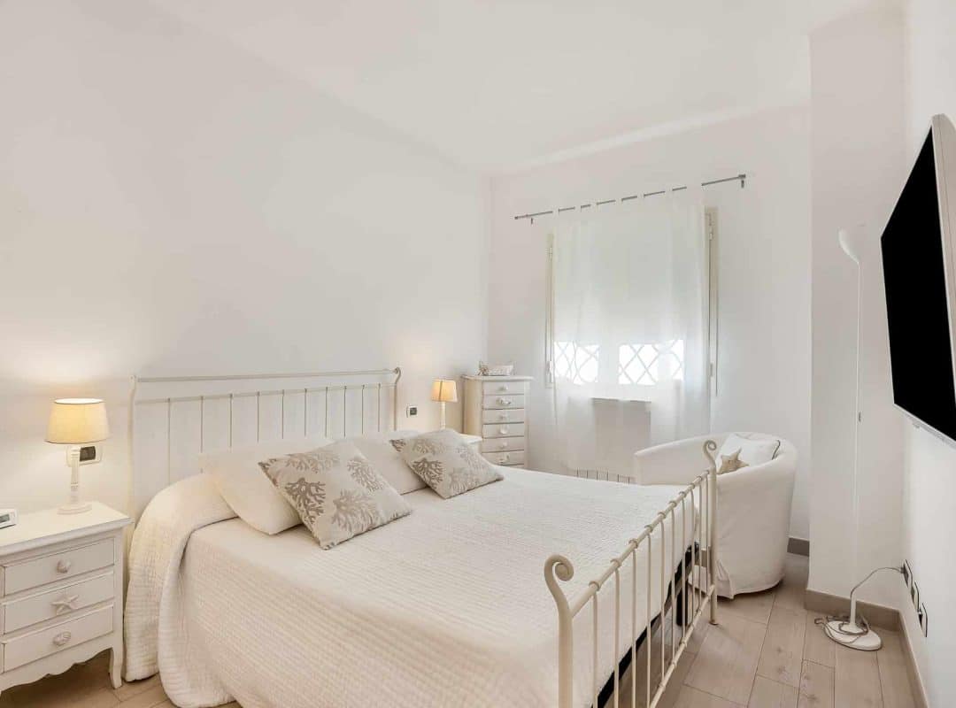 APPARTAMENTO- VENDITA- FORTE DEI MARMI-CAMERA (3)