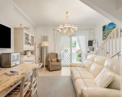 APPARTAMENTO- VENDITA- FORTE DEI MARMI-ZONA GIORNO (4)