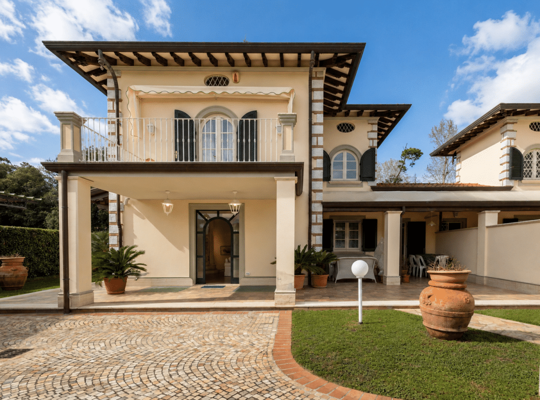 Villa-affitto-fortedeimarmi-facciata