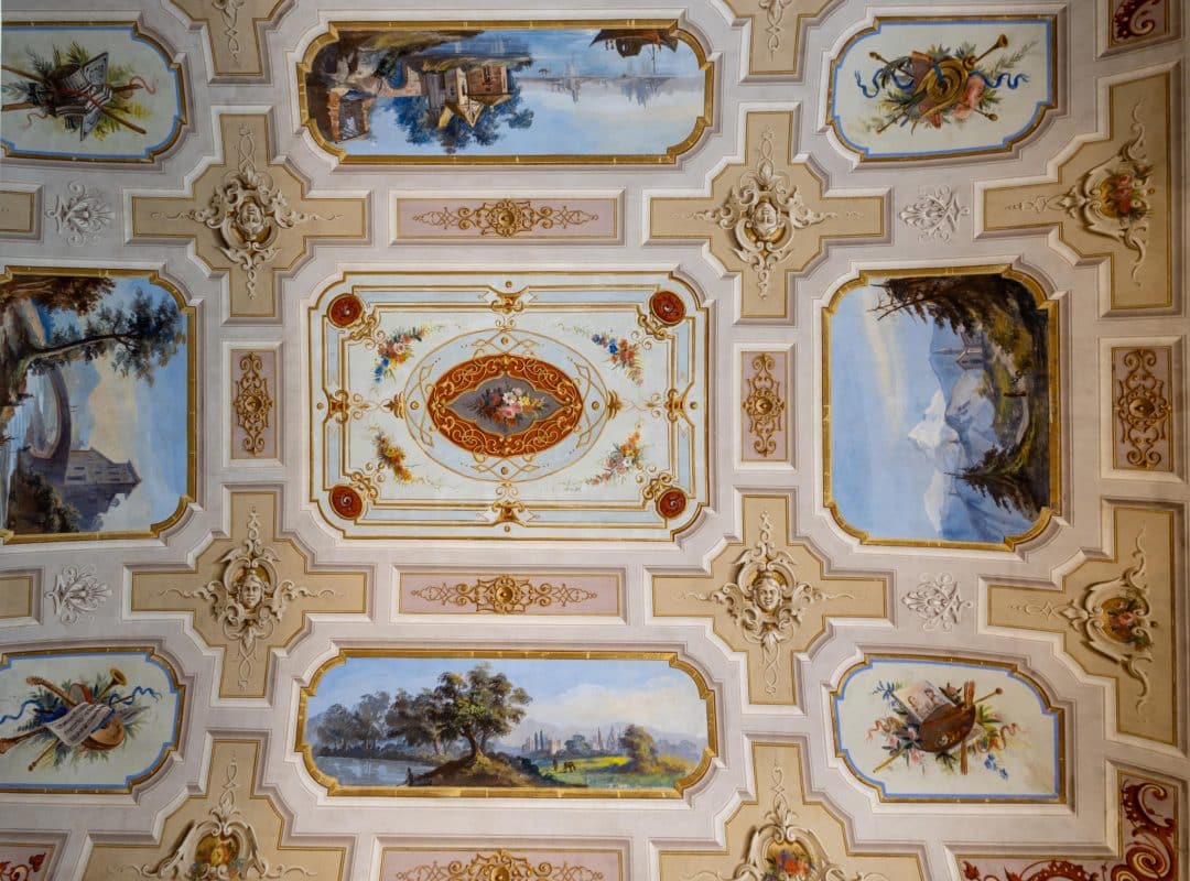 Hotel-in-vendita-Firenze-centro-affreschi