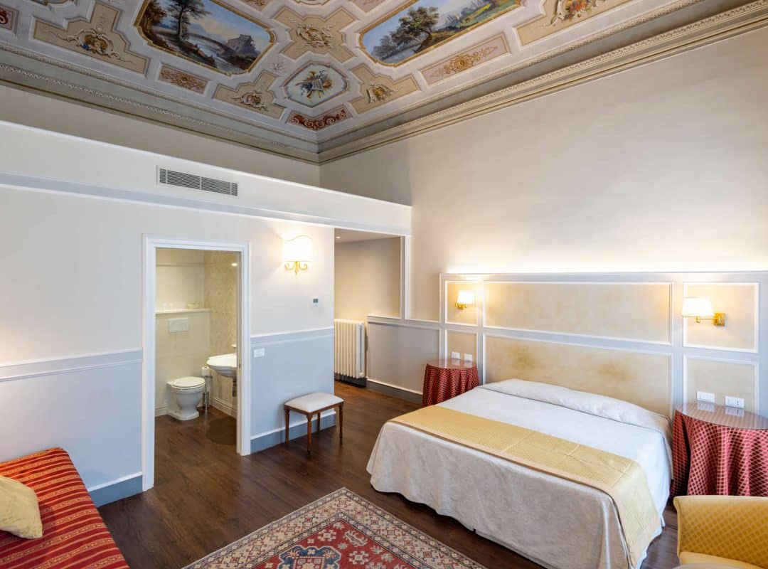 Hotel-in-vendita-Firenze-centro-camera (10)