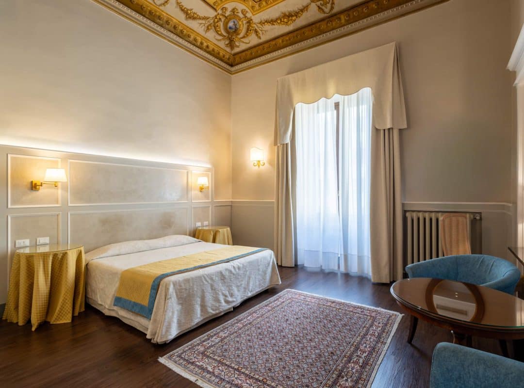 Hotel-in-vendita-Firenze-centro-camera (2)