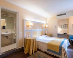Hotel-in-vendita-Firenze-centro-camera (4)