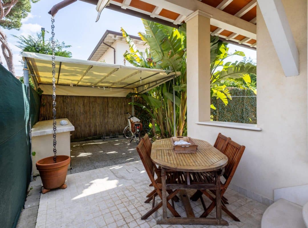 Villa-affitto-forte dei marmi-esterno (7)