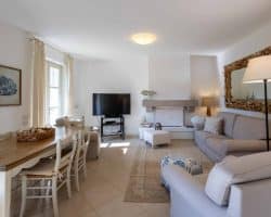 Villa-affitto-forte dei marmi-zona giorno (3)