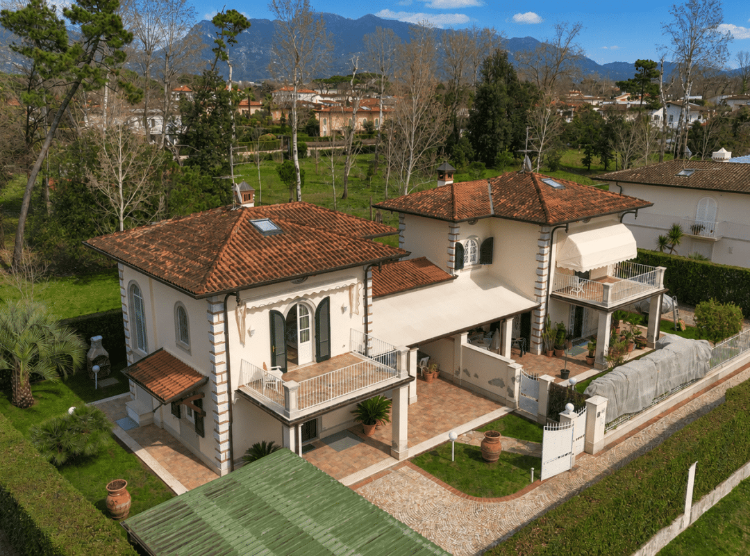 Villa-affitto-fortedeimarmi-facciata7