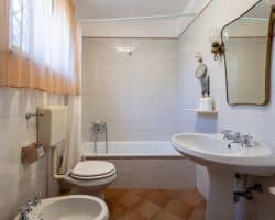 Villa-in-vendita-forte-dei-marmi-bagno (7)