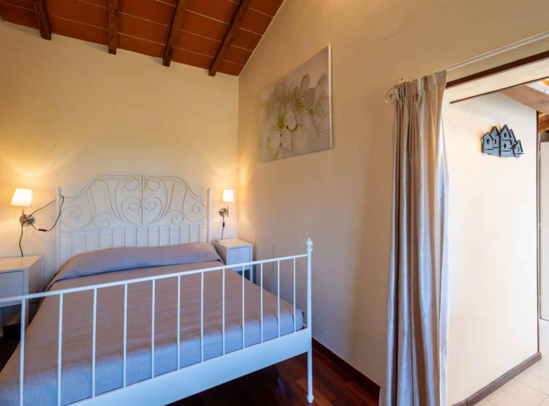 Villa-in-vendita-forte-dei-marmi-camera (12)