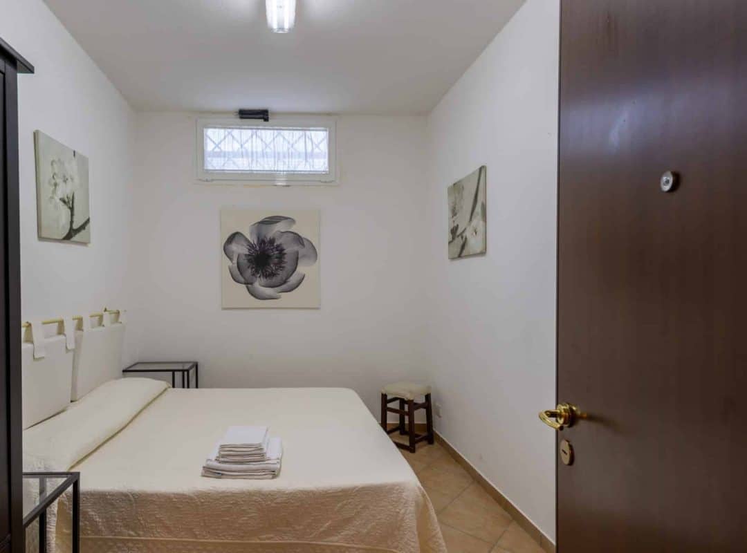 Villa-in-vendita-forte-dei-marmi-camera (14)