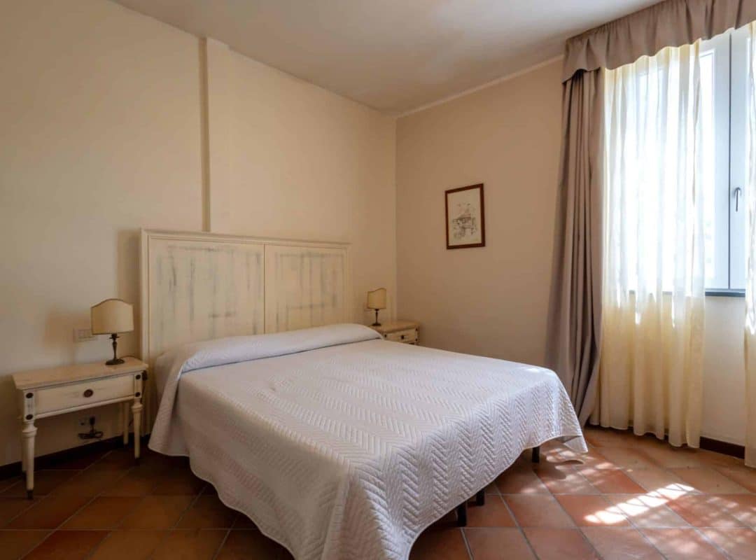 Villa-in-vendita-forte-dei-marmi-camera (5)