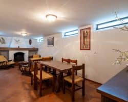 Villa-in-vendita-forte-dei-marmi-cantina-taverna (2)