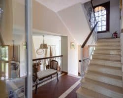 Villa-in-vendita-forte-dei-marmi-disimpegno