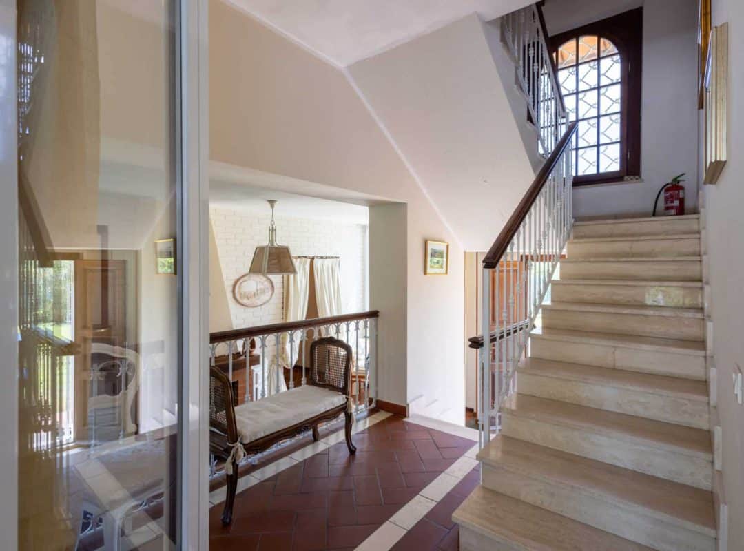 Villa-in-vendita-forte-dei-marmi-disimpegno