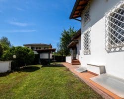 Villa-in-vendita-forte-dei-marmi-esterno (7)