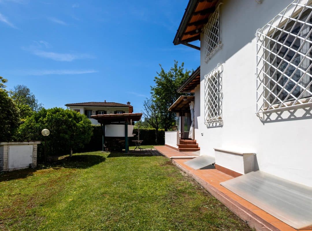 Villa-in-vendita-forte-dei-marmi-esterno (7)