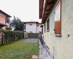 Villa-in-vendita-forte-dei-marmi-esterno-giardino (3)
