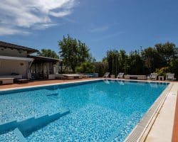 Villa-in-vendita-forte-dei-marmi-piscina (4)