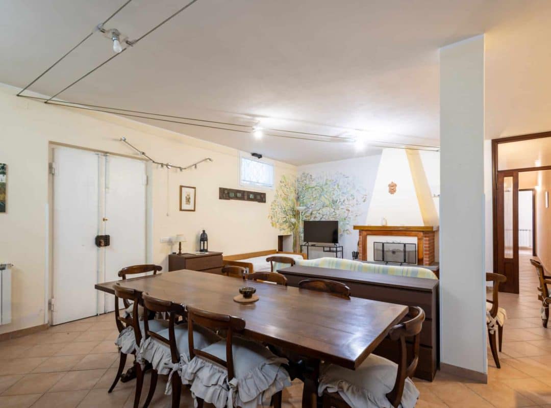 Villa-in-vendita-forte-dei-marmi-taverna (3)