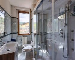 Villa-in-vendita-londa-bagno (3)
