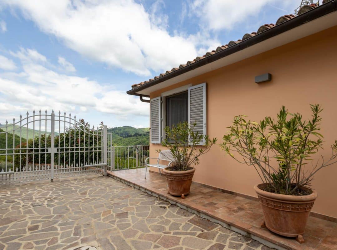 Villa-in-vendita-londa-esterno (7)