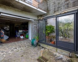 Villa-in-vendita-londa-garage