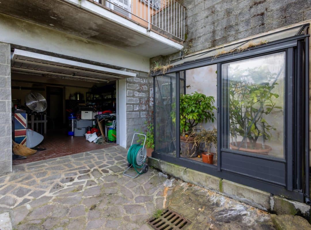 Villa-in-vendita-londa-garage