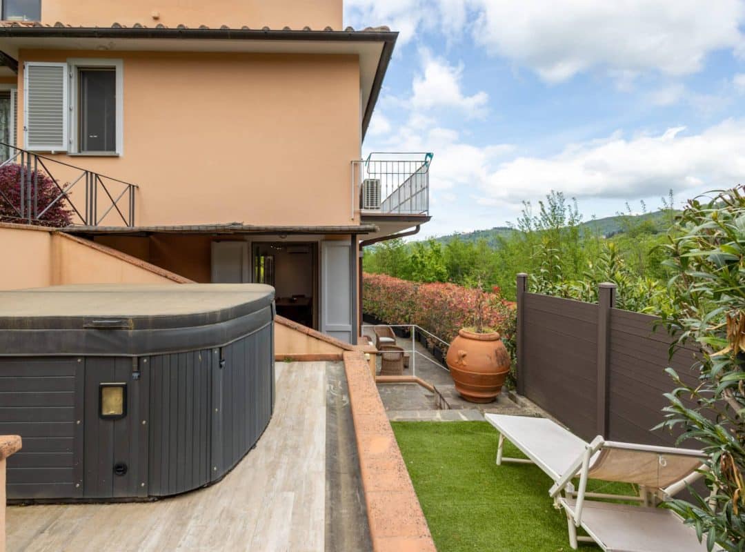 Villa-in-vendita-londa-giardino (3)