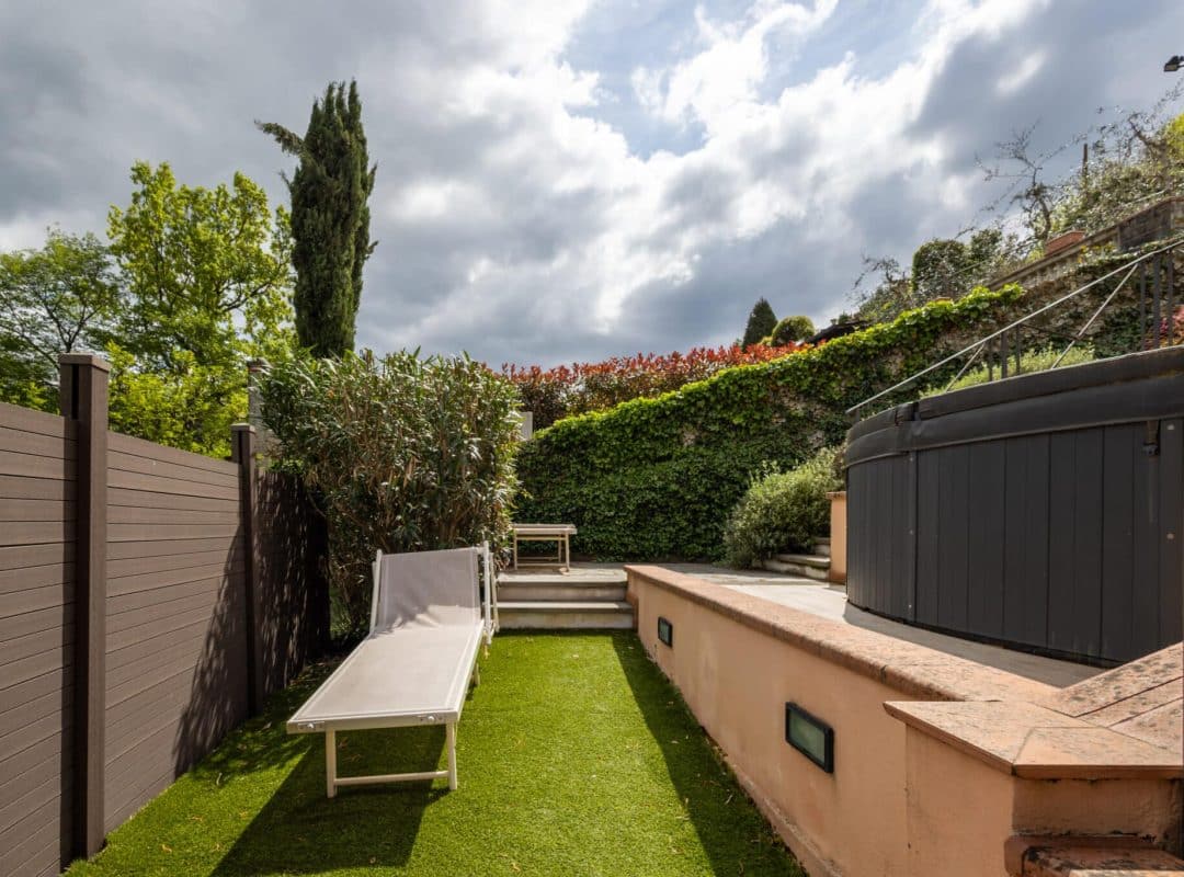 Villa-in-vendita-londa-giardino