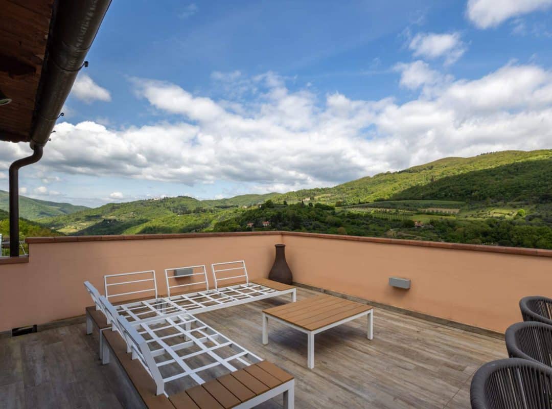 Villa-in-vendita-londa-terrazza panoramica