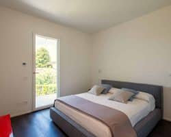 Villa-vendita-FortedeiMarmi-camera (4)