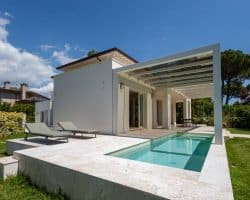 Villa-vendita-FortedeiMarmi-esterno (5)