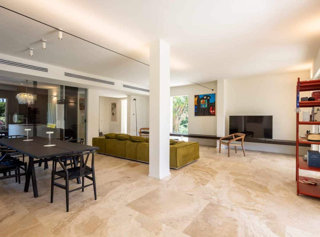 Villa-vendita-FortedeiMarmi-zona giorno (2)