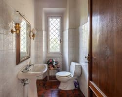 Villa-vendita-firenze-bagno (3)