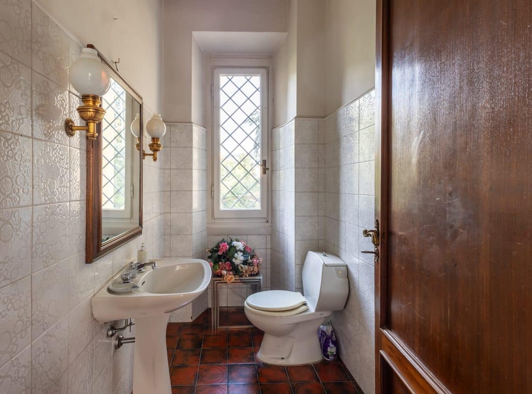 Villa-vendita-firenze-bagno (3)