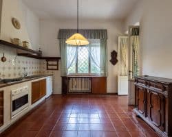 Villa-vendita-firenze-cucina