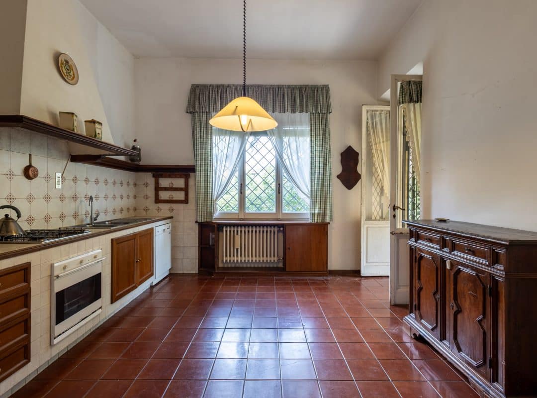 Villa-vendita-firenze-cucina