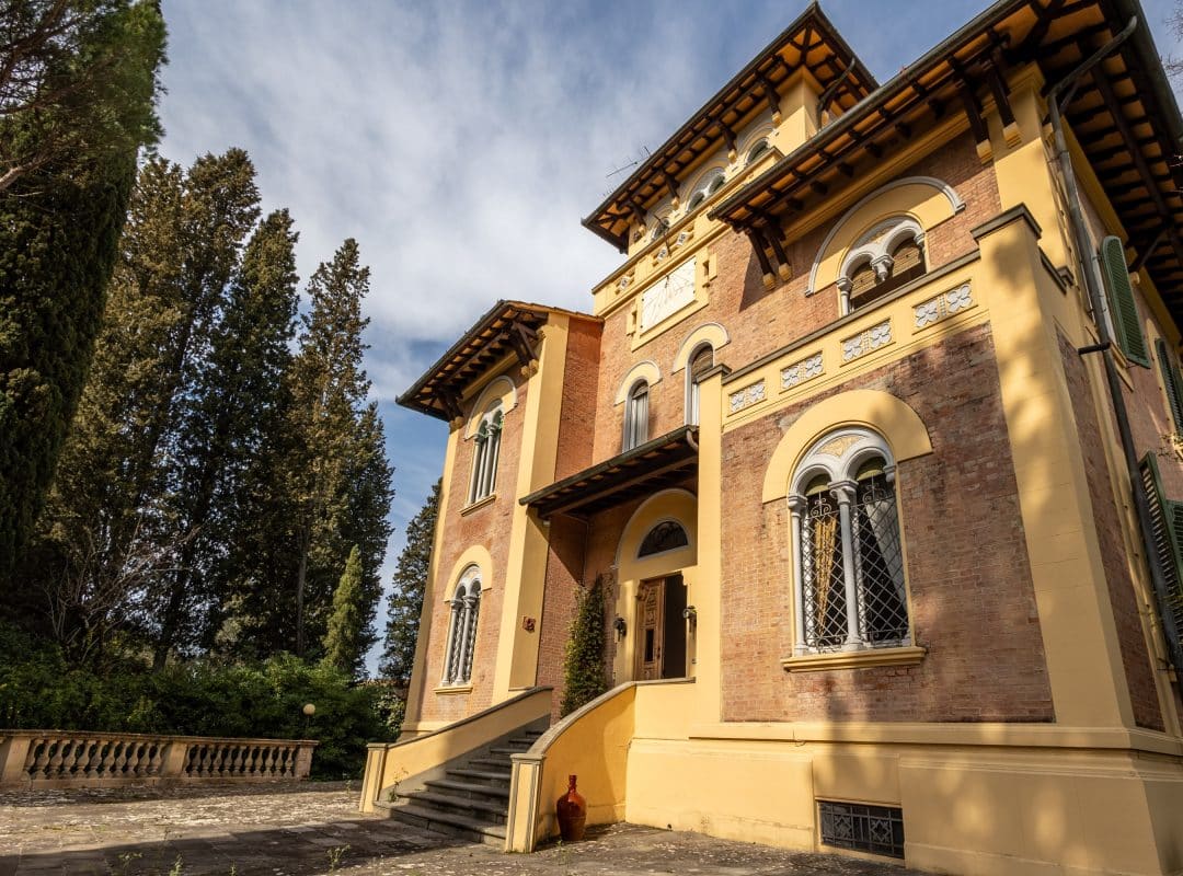 Villa-vendita-firenze-facciata (2)